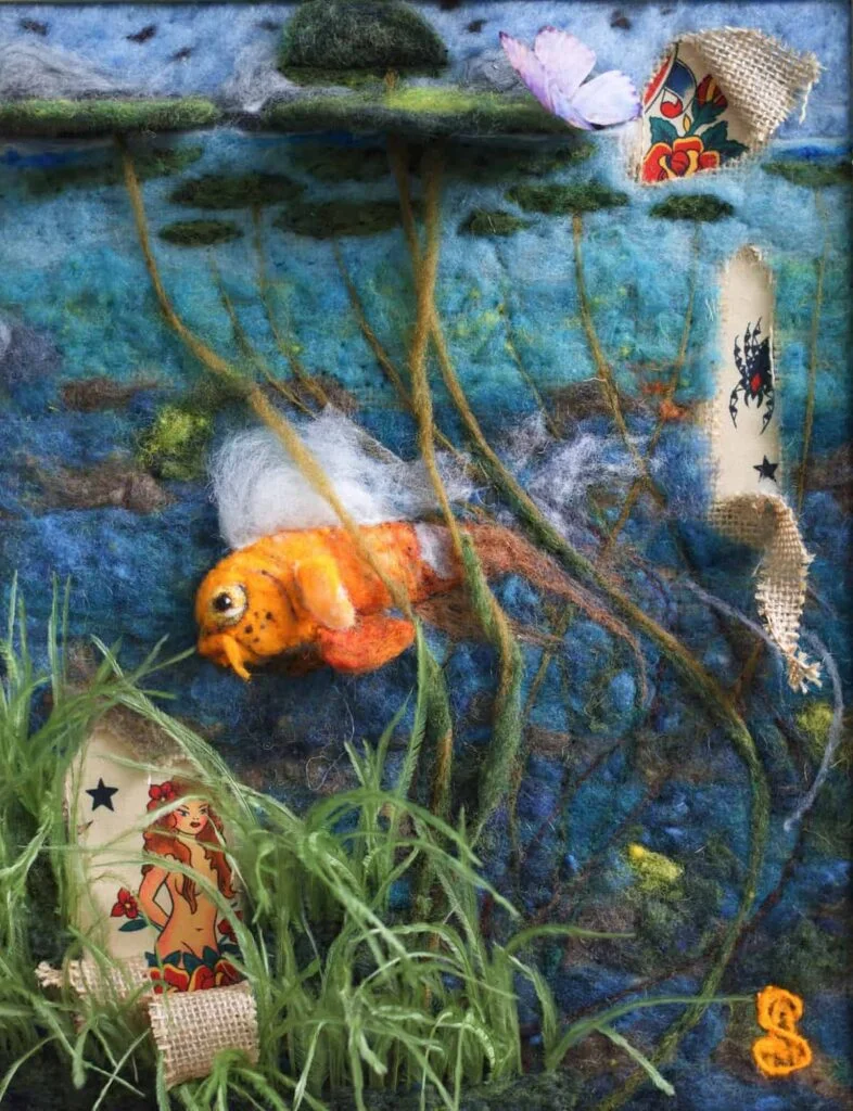 11x14-fiber-art-mind-the-siren-sarazen-anyin-2022-scaled-1